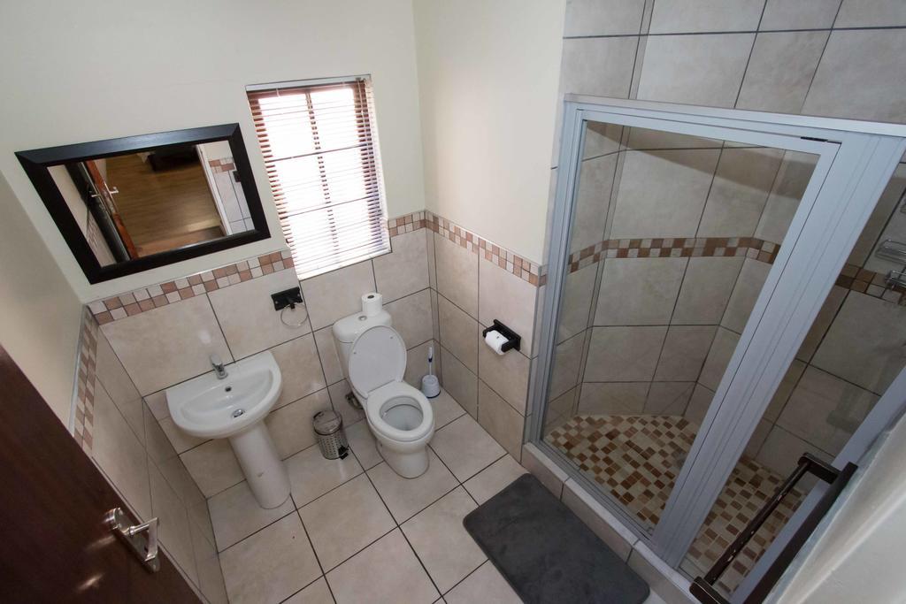 The Nightingale Guesthouse Блумфонтейн Номер фото