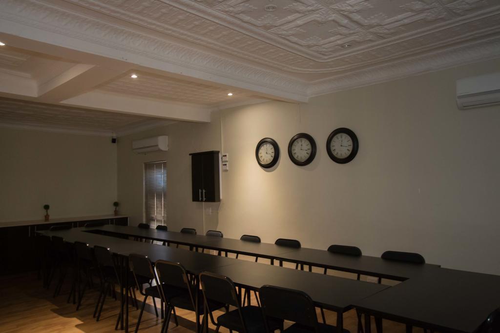 The Nightingale Guesthouse Блумфонтейн Екстер'єр фото