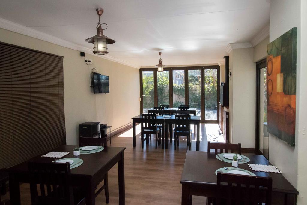 The Nightingale Guesthouse Блумфонтейн Екстер'єр фото