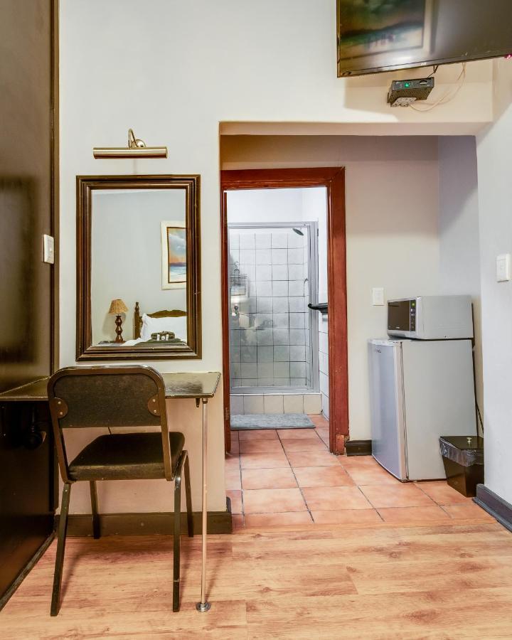 The Nightingale Guesthouse Блумфонтейн Екстер'єр фото