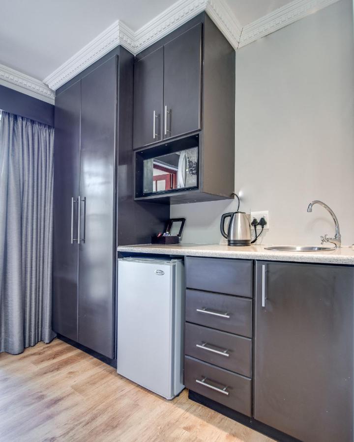 The Nightingale Guesthouse Блумфонтейн Екстер'єр фото