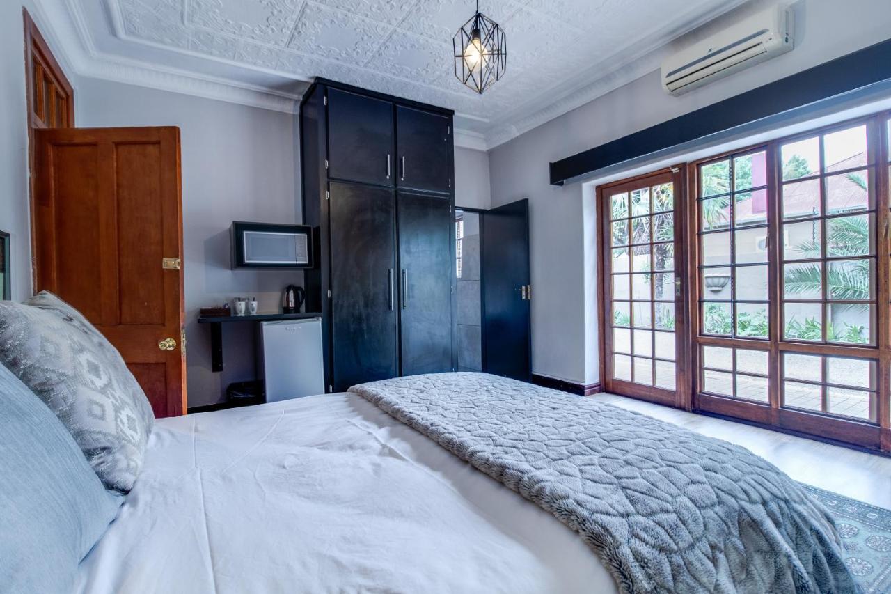 The Nightingale Guesthouse Блумфонтейн Екстер'єр фото