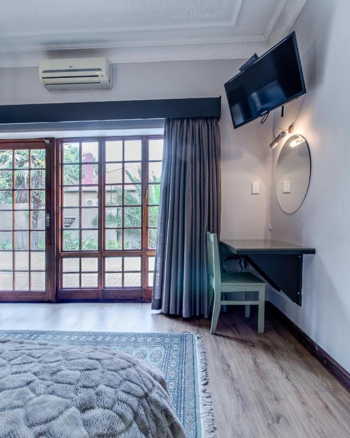 The Nightingale Guesthouse Блумфонтейн Екстер'єр фото