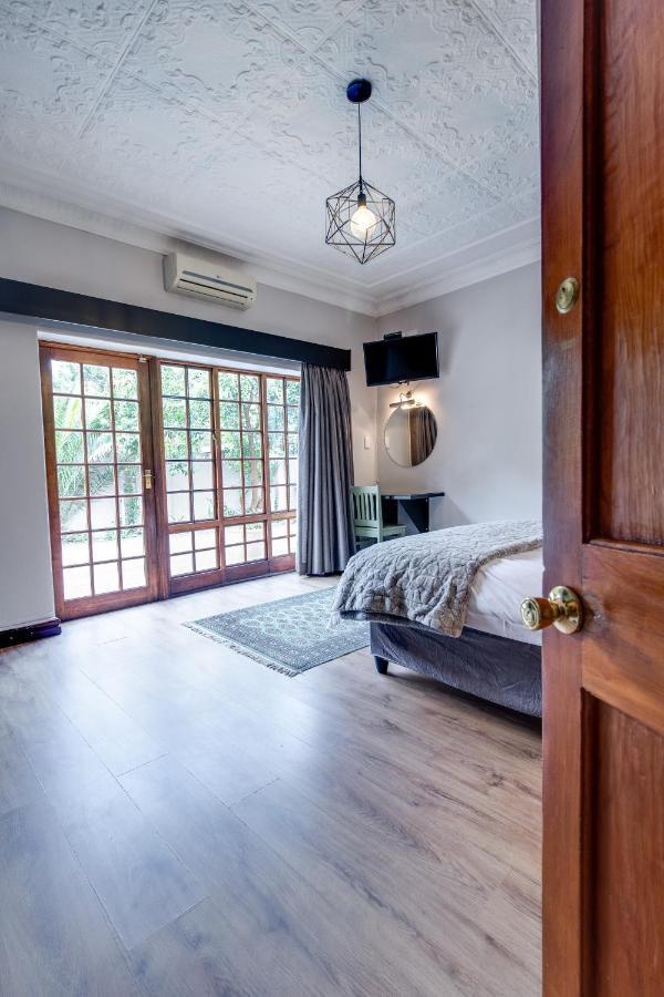 The Nightingale Guesthouse Блумфонтейн Екстер'єр фото