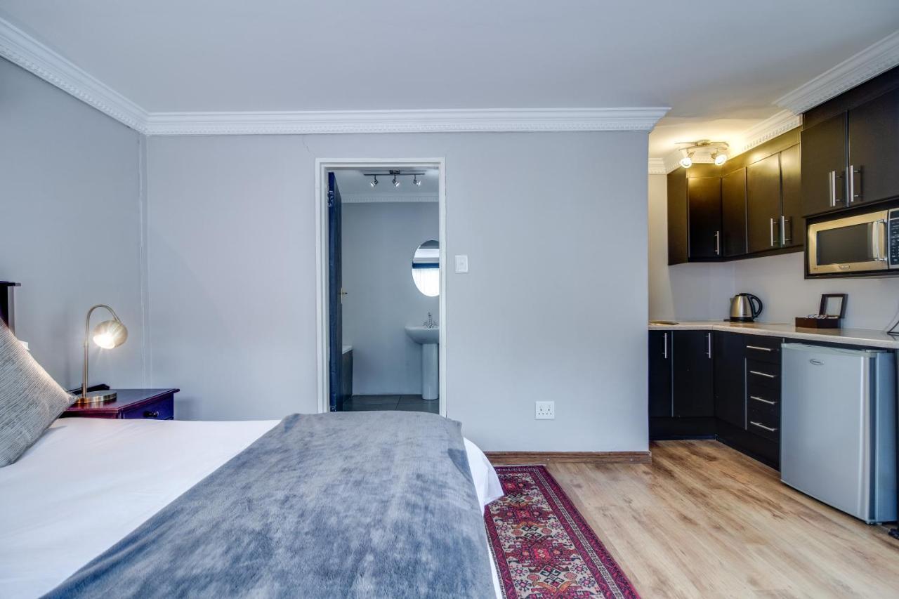The Nightingale Guesthouse Блумфонтейн Екстер'єр фото