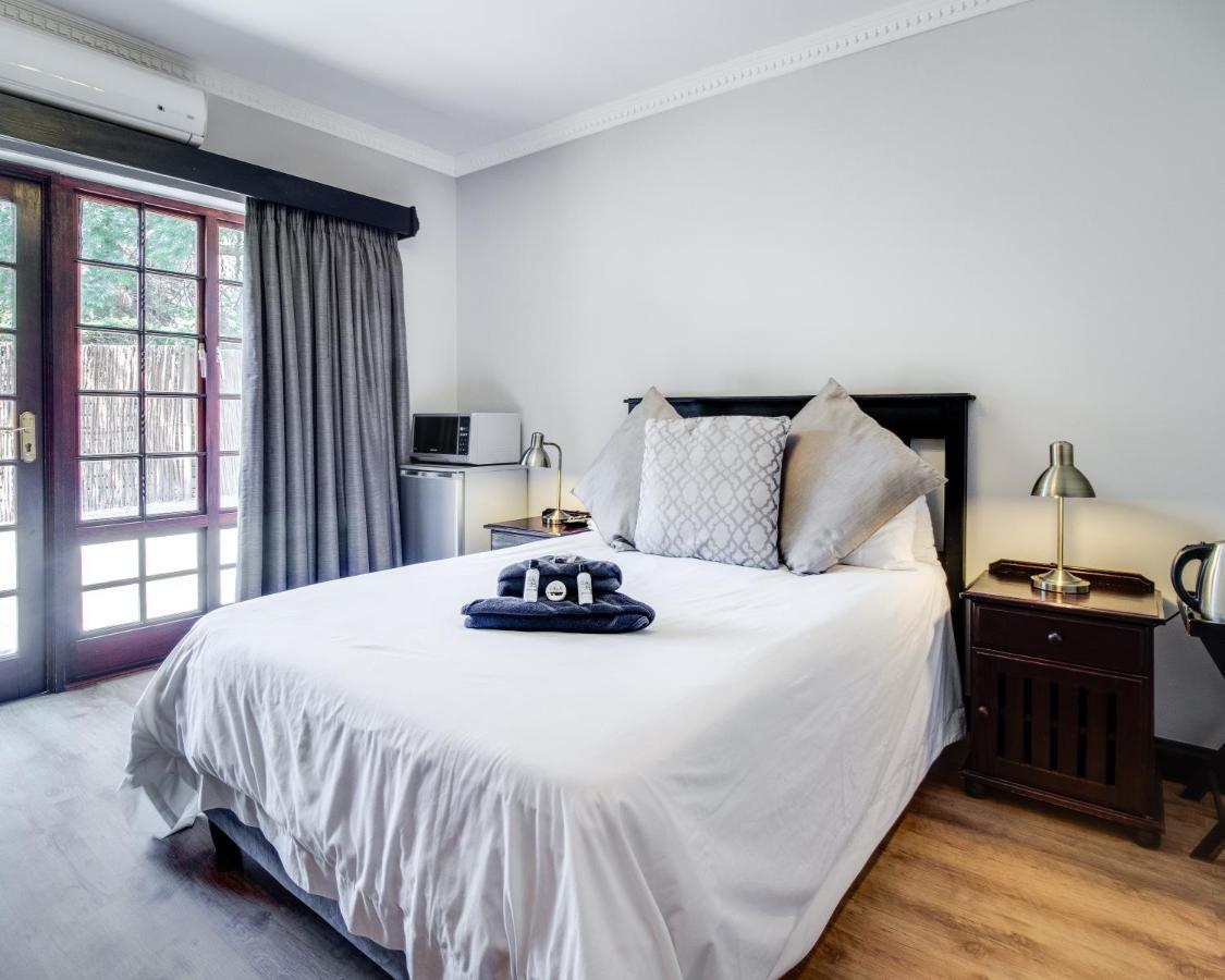 The Nightingale Guesthouse Блумфонтейн Екстер'єр фото